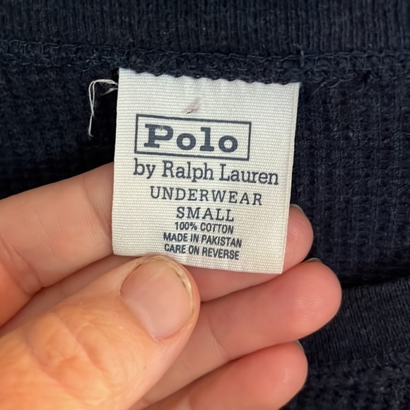 Polo Ralph Lauren-waffle knit night shirt. Navy blue with red detail. Size small - Picture 2 of 5